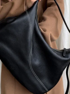 ATP Atelier Potenza Grained Leather Large Hobo Bag Svart/Kontrastsom Discount